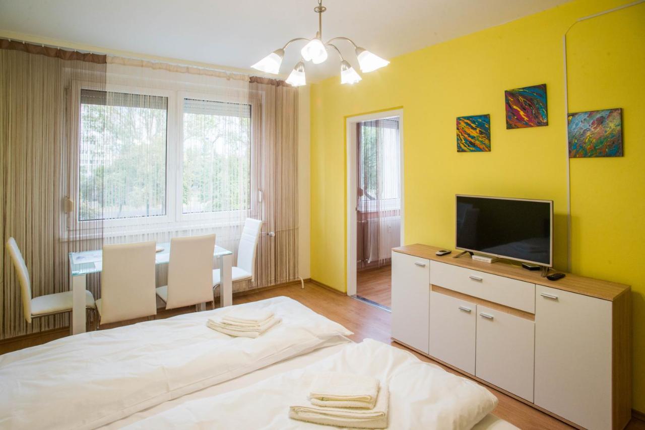 Otthon-Laksz Apartman Nyíregyháza Buitenkant foto